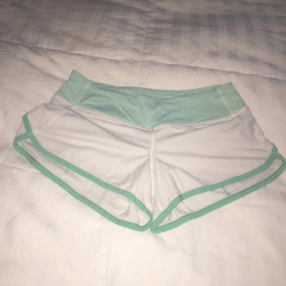 🍋Lululemon Speed Shorts🍋